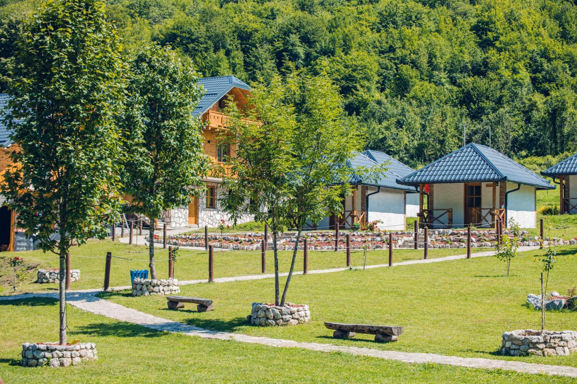 Outdoor Resort Tarasport Foca Exteriér fotografie