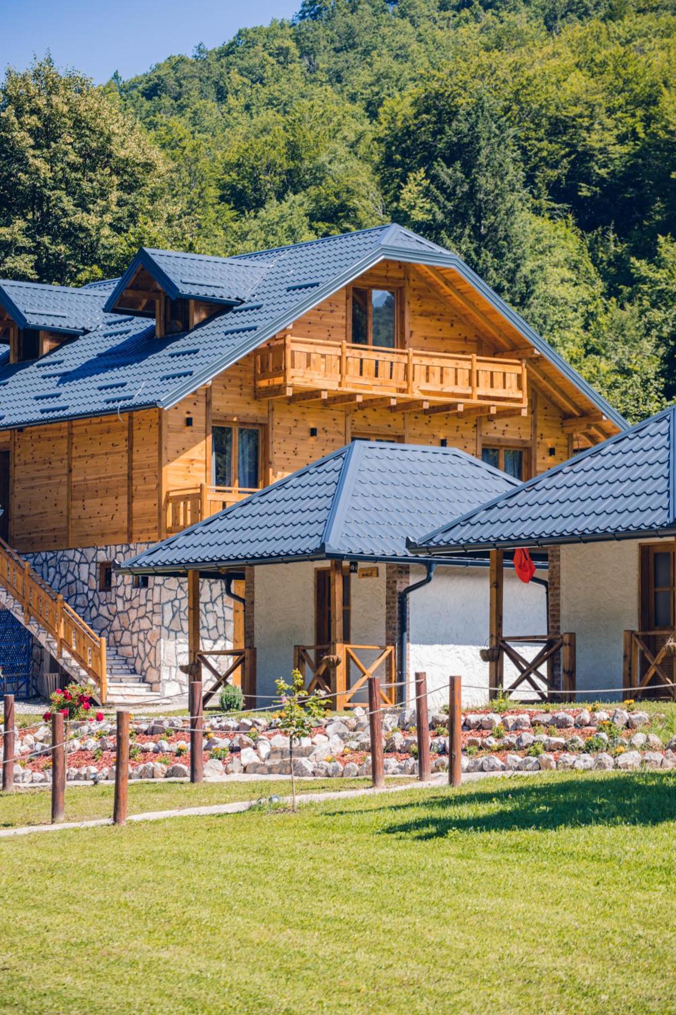 Outdoor Resort Tarasport Foca Exteriér fotografie